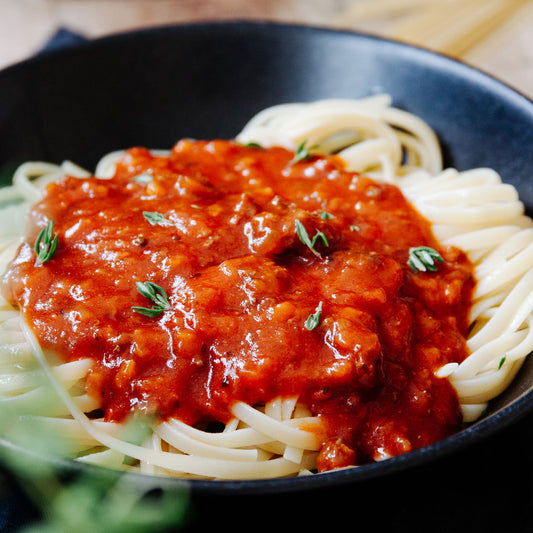 Sauce Bolognese mit Rinderhack und Nudeln